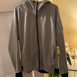 Women’s Adidas zip up hoodie